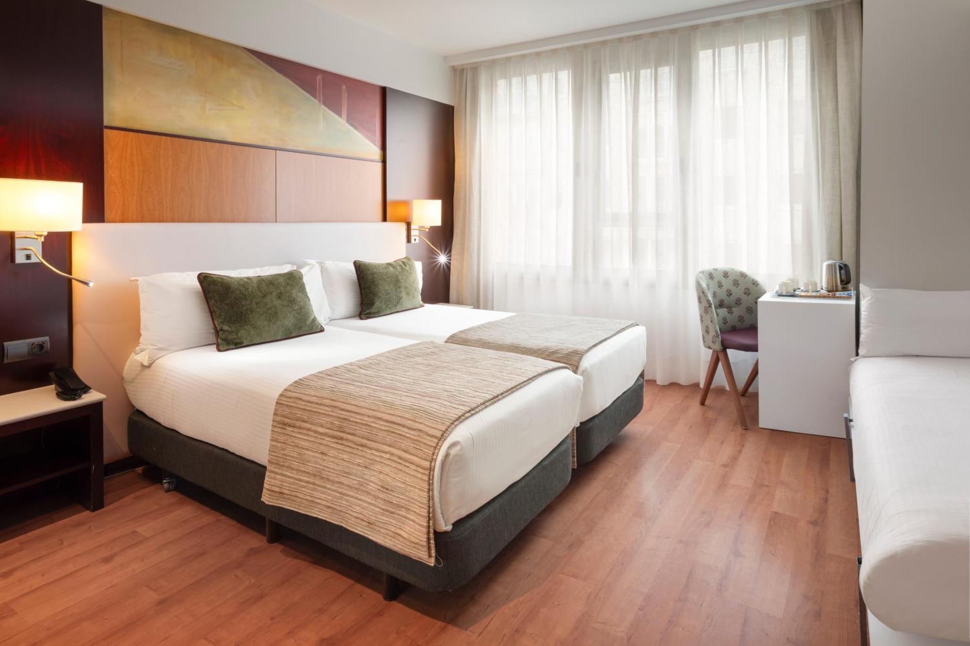 Catalonia Brussels Hotel Saint-Gilles Exterior photo