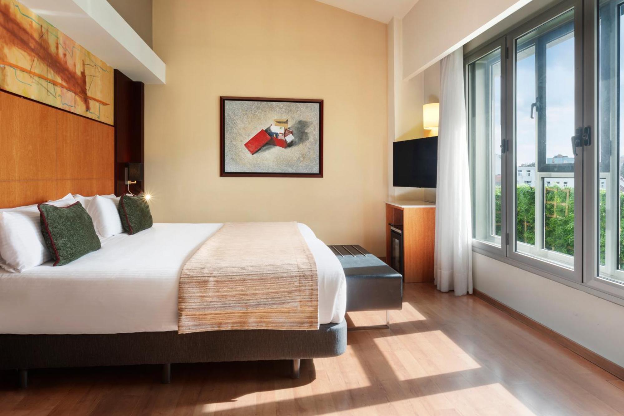 Catalonia Brussels Hotel Saint-Gilles Exterior photo